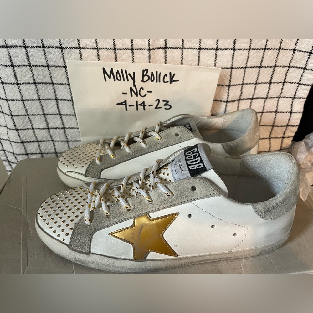 Golden Goose Superstars